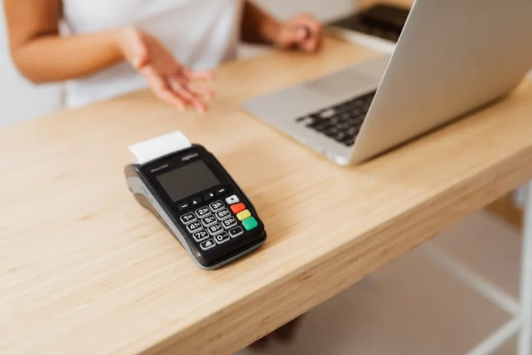 How HighRiskPay.com connects to search demand in online payment services