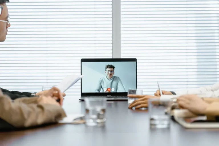 Virtualaia Review: What It Is, Features, Safety, and Alternatives